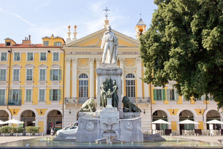 Nice: 1 or 2-Day Hop-On Hop-Off Bus Tour - The Russian Church and Gare Thiers