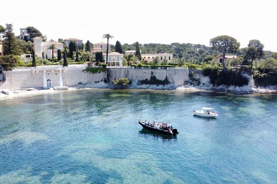 Nice: 1h30 nautical excursion to Cap Ferrat - The Black Tender ride from Nice