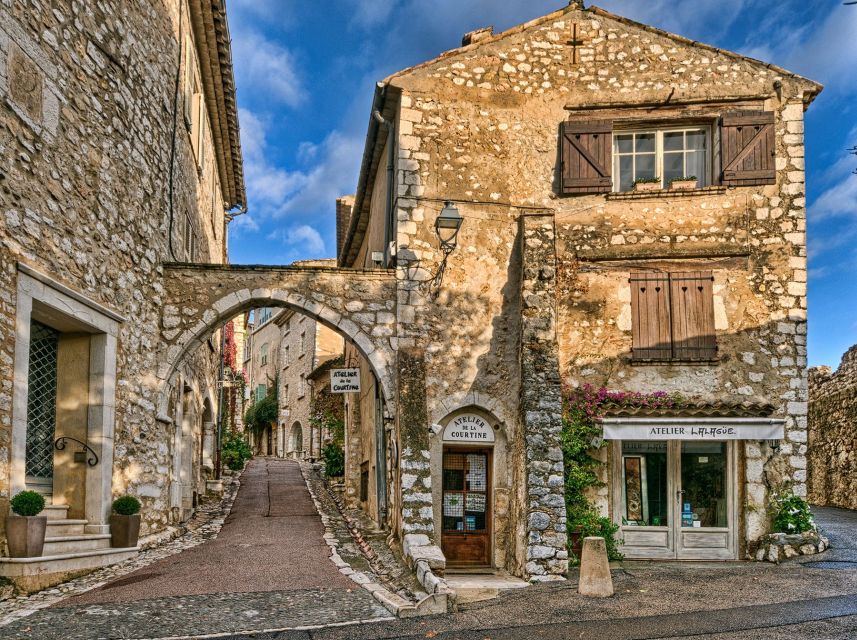 Nice: Medieval Villages Full-Day Guided Trip - Key points at a glance