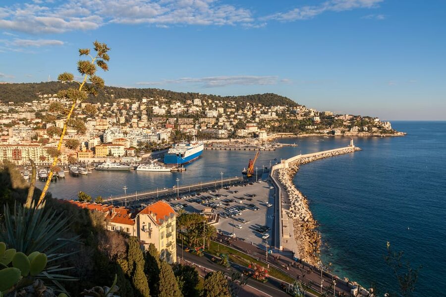Nice: Old Town Treasures and Castle Hill Walking Tour - Who should book this walking tour