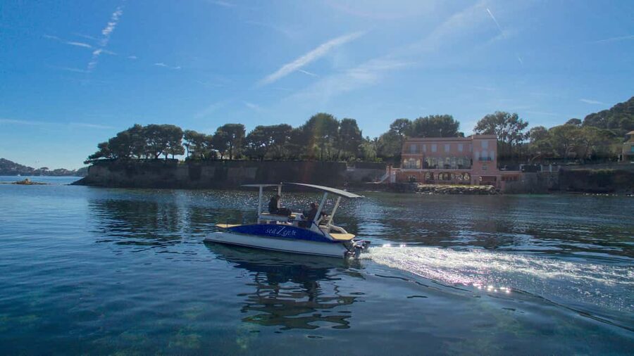 Nice: Private French Riviera Solar Boat Cruise - Finding the SeaZen boat at the marina