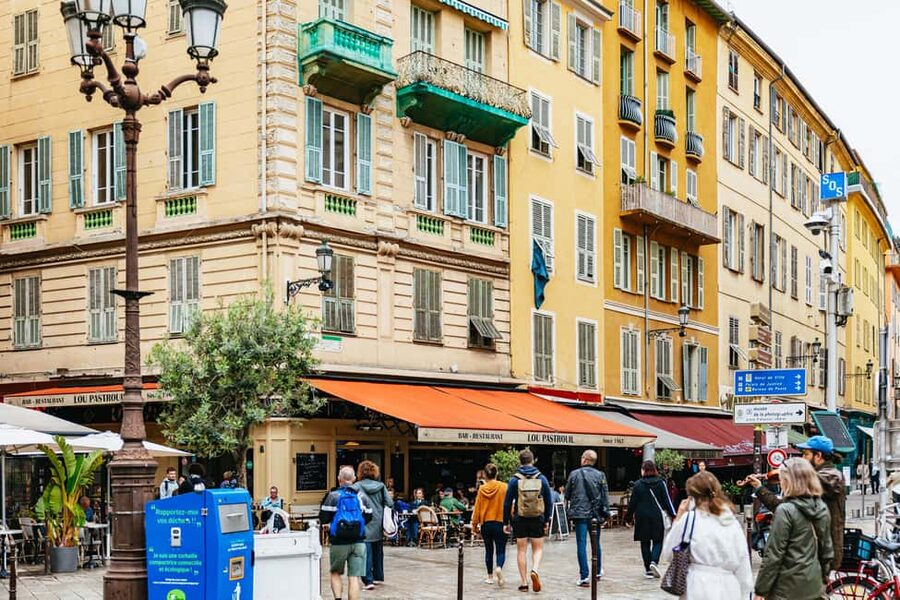 Nice: Sunset Food Tour with Full Meal and Wine - Starting with chocolate and Provençal pantry staples