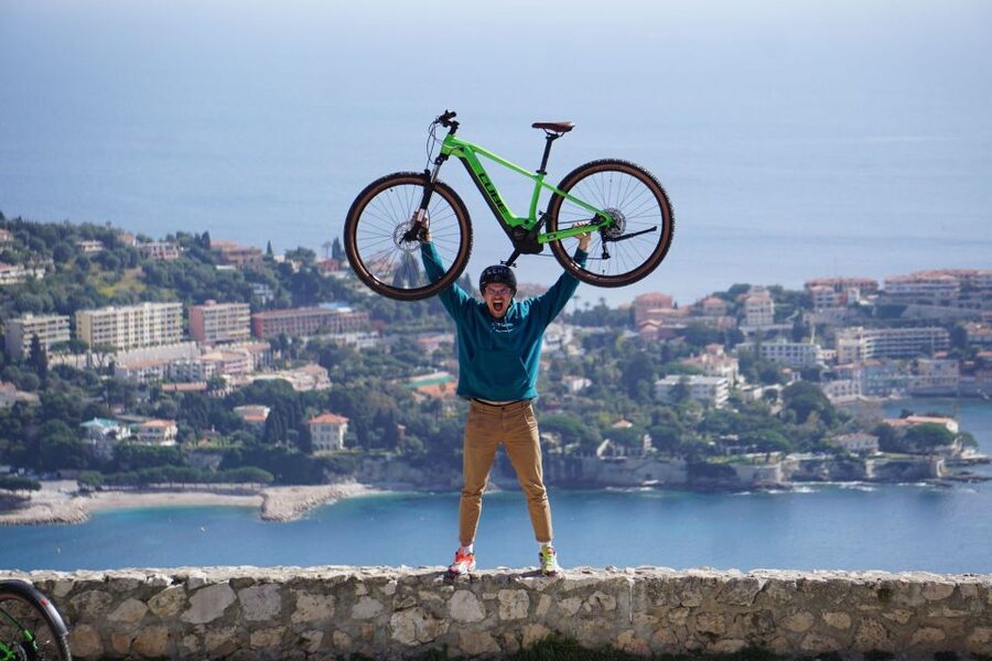 Nice: Villefranche Guided Electric Bike Tour - Rolling along the Promenade des Anglais