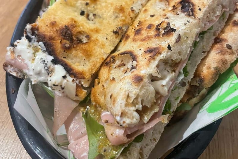 No Diet Club : Bordeaux Food Tour in Bordeaux center ! - Why the small group matters