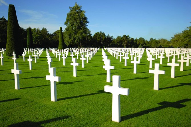 Normandy American & British DDay Beaches Halfday Tour from Bayeux - Omaha Beach and the first hard lesson
