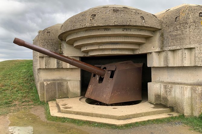 Normandy Battlefields D-Day Private Trip with VIP Services from Paris - Arromanches explains the engineering behind the invasion
