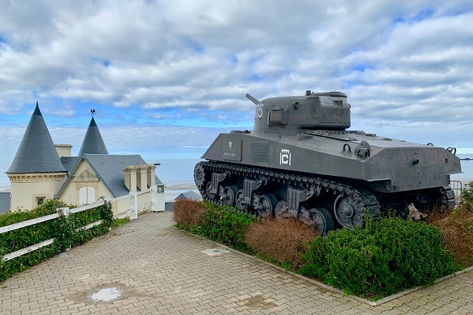 Normandy Battlefields D-Day Private Trip with VIP Services from Paris - Your guide can shape the day