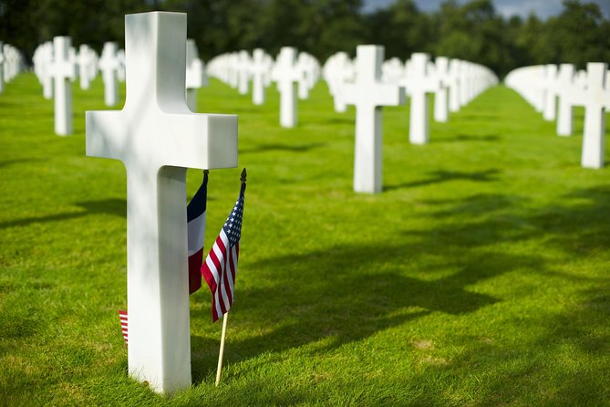 Normandy D-Day Small-Group Day Trip with Omaha Beach, Cemetery & Cider Tasting - Leaving Paris at 7 a.m. in a small minibus