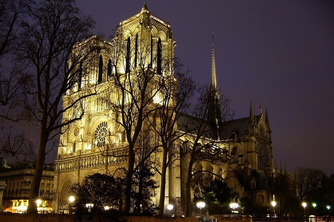 Notre Dame Guided Tour with Scheduled Group Access Option - Is $32.58 a fair price?