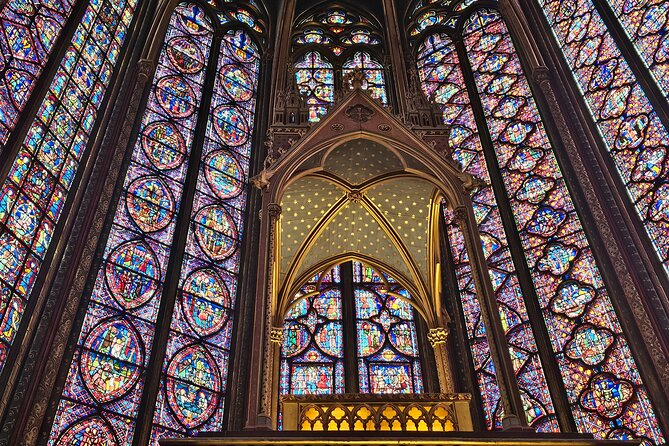Notre Dame Outdoor Walking Tour and Entrance to Sainte Chapelle - What the guides add to the experience