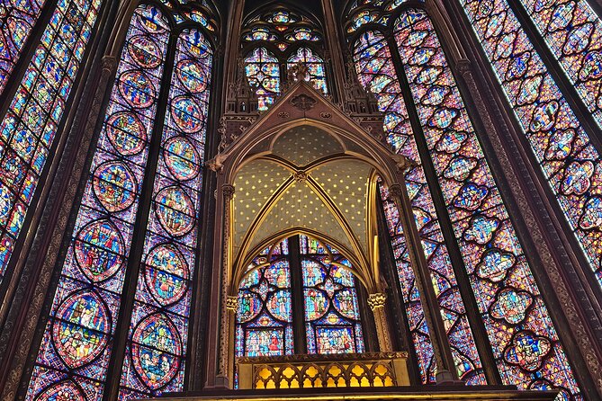 Notre Dame Paris Outdoor Tour with Crypt Entry - How to get the most from the visit