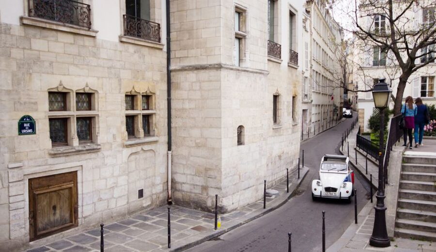 Off-the-Beaten Track in Paris: 2-Hour Vintage 2CV Tour - Bastille, the Arsenal, and Paris after the postcard sights