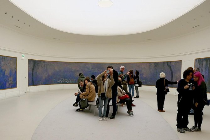 Orangerie & Monet's Water Lilies Exclusive Tour w/ Reserved Entry - What the best guides add