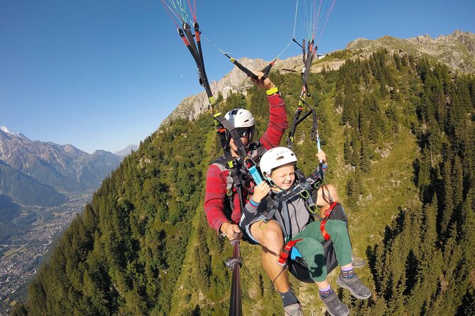 Paragliding Tandem Flight over the Alps in Chamonix - The pilots make the biggest difference