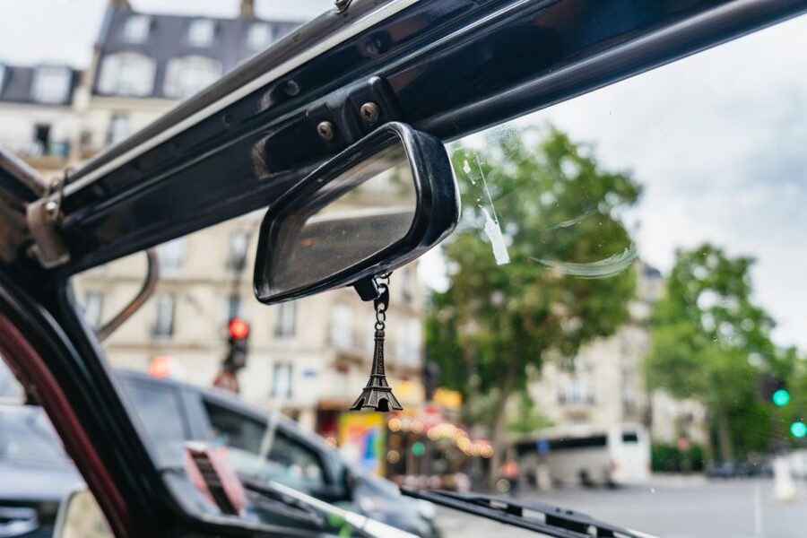 Paris: 1-Hour Vintage Citroen 2CV Tour - Is one hour long enough?