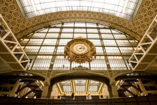 Paris: 2-Hour Orsay Museum Masterpieces Guided Tour - What the guide quality is really like