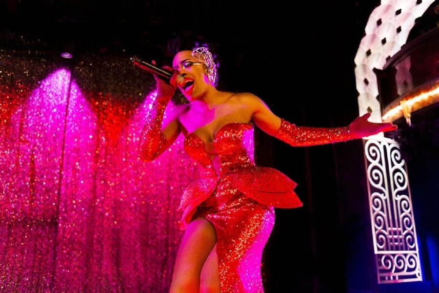 Paris: 3-Course Dinner & Show at Paradis Latin Cabaret - The three-course dinner and included drinks