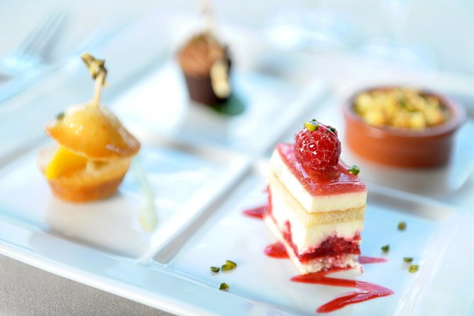 Paris 3-Course Gourmet Dinner and Sightseeing Seine River Cruise - Should You Book It?