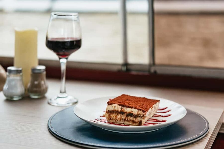 Paris: 3-Course Italian Meal Seine Cruise - Is $69 good value in Paris?