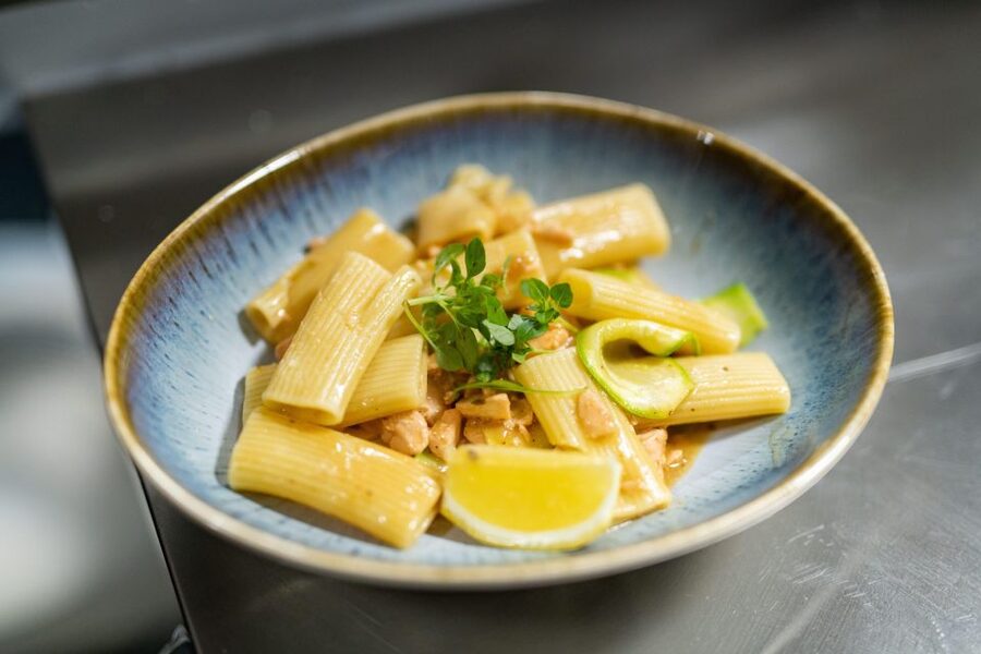 Paris: 3-Course Italian Meal Seine Cruise - Who will enjoy this cruise most?