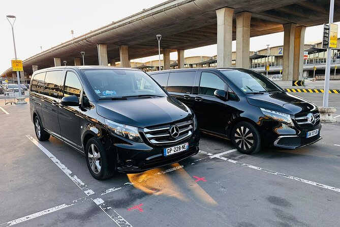 Paris Airport Private Transfer to City Center - From the airport arrival gate to your Paris address
