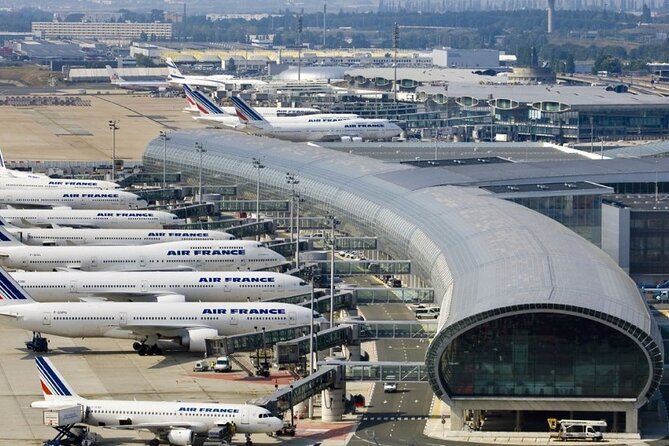 Paris Airport Private Transfer to City Center - CDG and ORY pickup details that matter