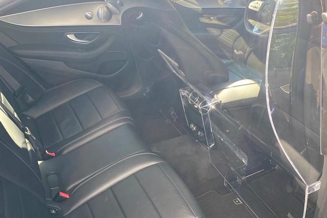 Paris Airport Transfers - Private Car - The strongest part: professional drivers