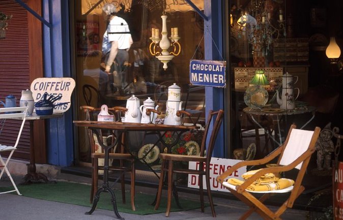 Paris Antiques Market Insider's Tour in Extra-Small Group - Key points at a glance