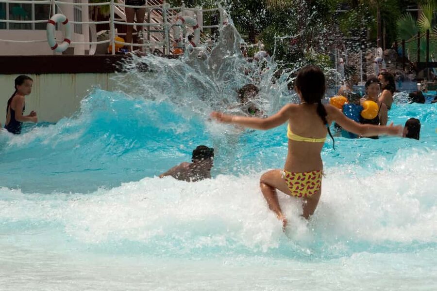 Paris: Aquaboulevard Water Park Entrance Ticket - Jacuzzis and a 4,000-square-meter sandy beach