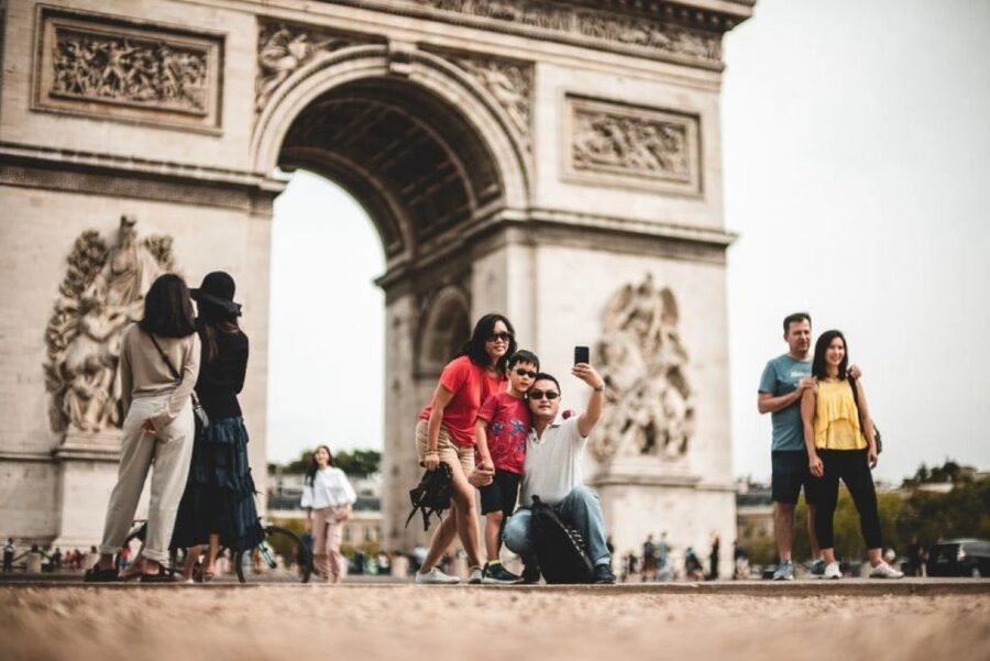 Paris: Arc de Triomphe Entry with Seine Cruise - Why the rooftop view is worth the climb