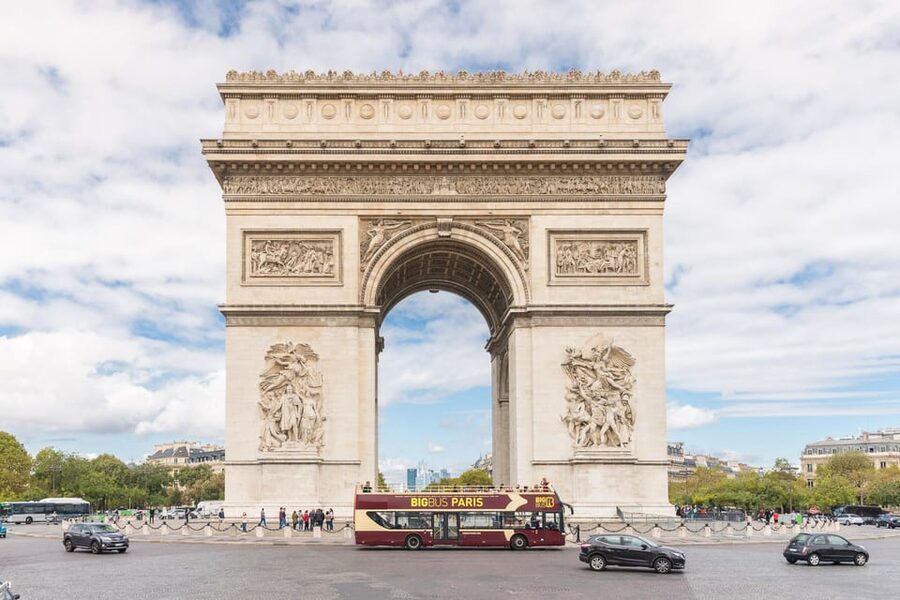 Paris: Arc de Triomphe Ticket & Big Bus Hop-on Hop-off Tour - The audio commentary and the ride itself