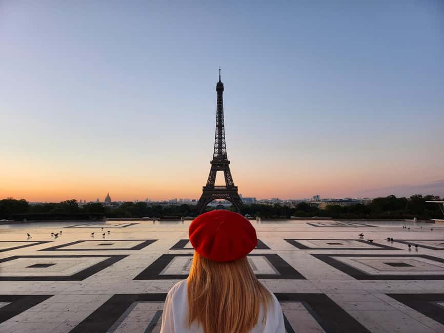 Paris Before the Crowds: Sunrise Bike Tour with Breakfast - At a glance