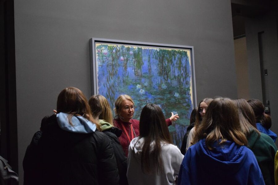 Paris: Best of Orsay Museum Small Group Tour with Tickets - Meeting Your Guide by the Elephant