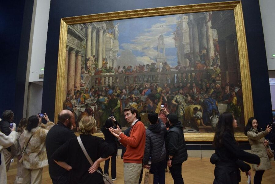 Paris: Best of the Louvre Guided Tour with Pre-booked Ticket - The important January 2026 re-entry change