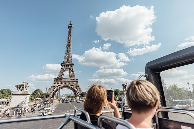 Paris Big Bus Hop-On Hop-Off Tour with Optional River Cruise - Stop 2: Pont des Arts and the Seine