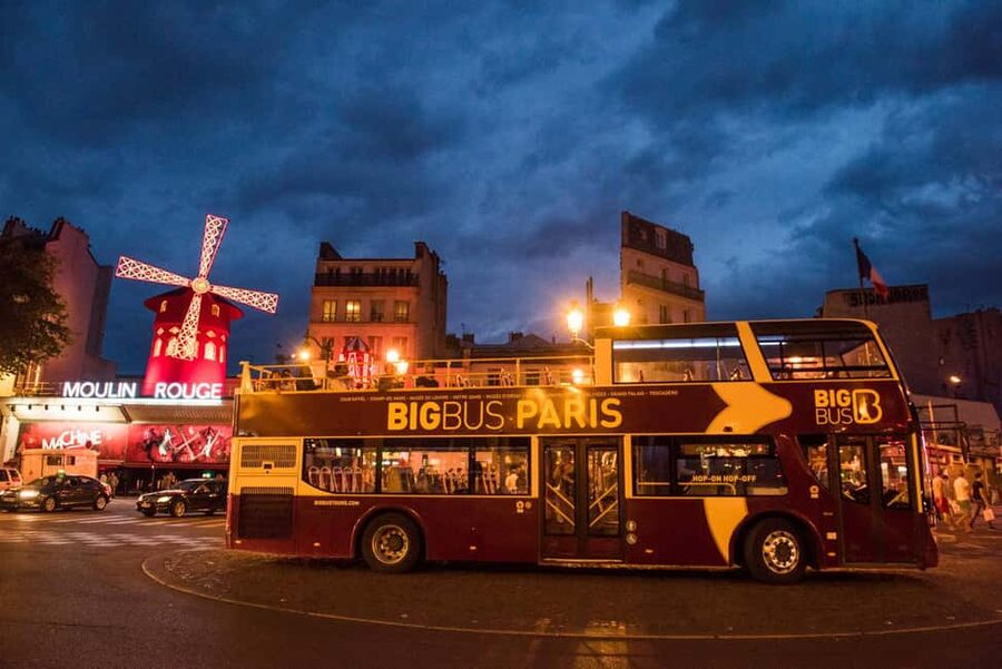 Paris: Big Bus Panoramic Night Tour by Open-Top Bus - What the audio commentary adds