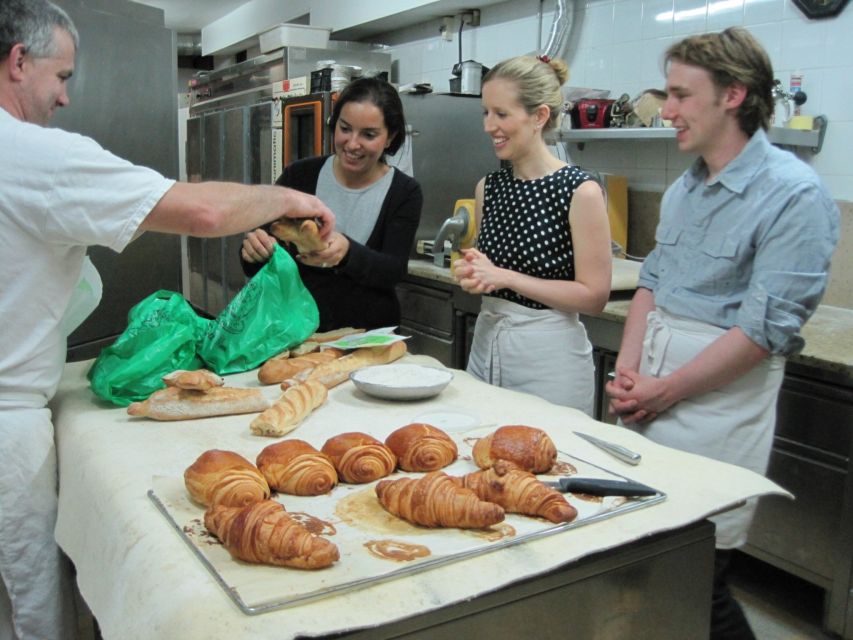 Paris: Bread and Croissant-Making Class - Translation and teaching style
