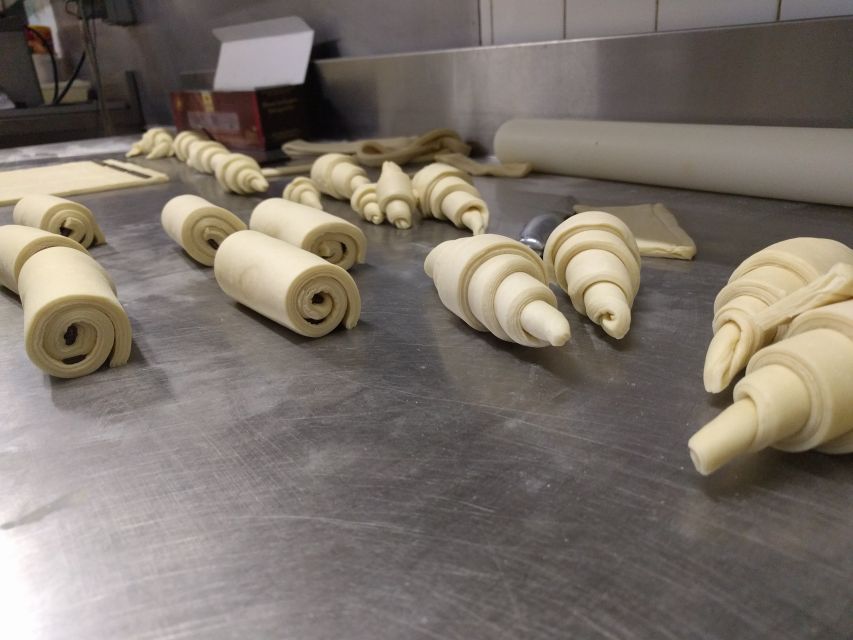 Paris: Bread and Croissant-Making Class - Who should book this experience