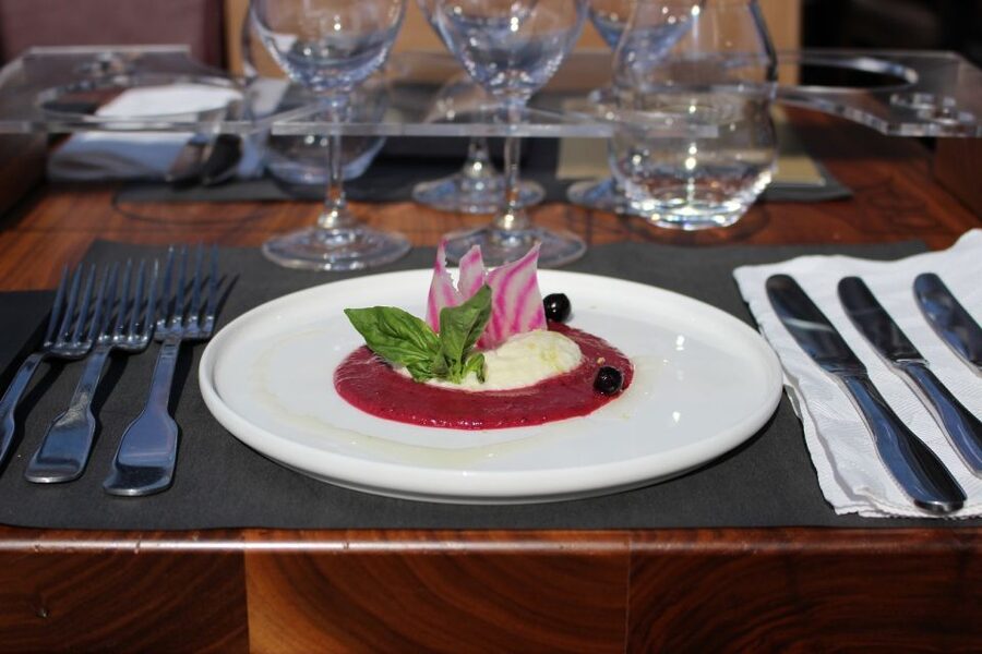Paris: Bustronome Gourmet Lunch Tour on a Glass-Roof Bus - Smart ways to prepare