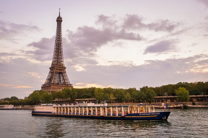 Paris Capitaine Fracasse 3 Course Seine River Dinner Cruise - Boarding at Île aux Cygnes