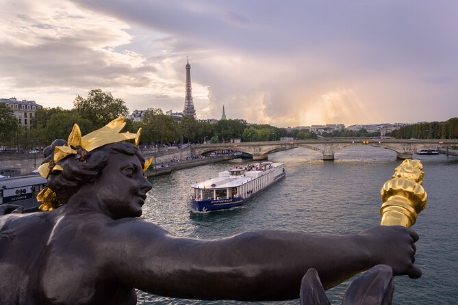 Paris Capitaine Fracasse 3 Course Seine River Dinner Cruise - Is $68.48 a good value?
