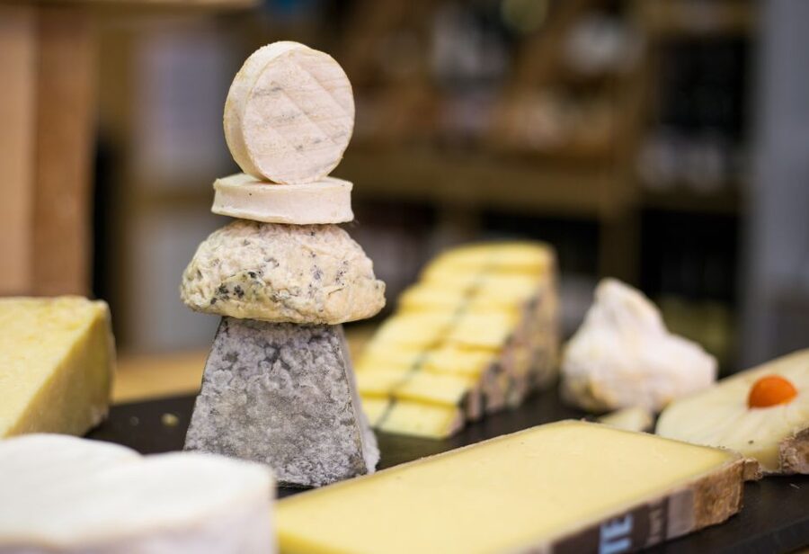 Paris: Cheese and Wine Class in a 17th Century Cellar - Key points to know before booking