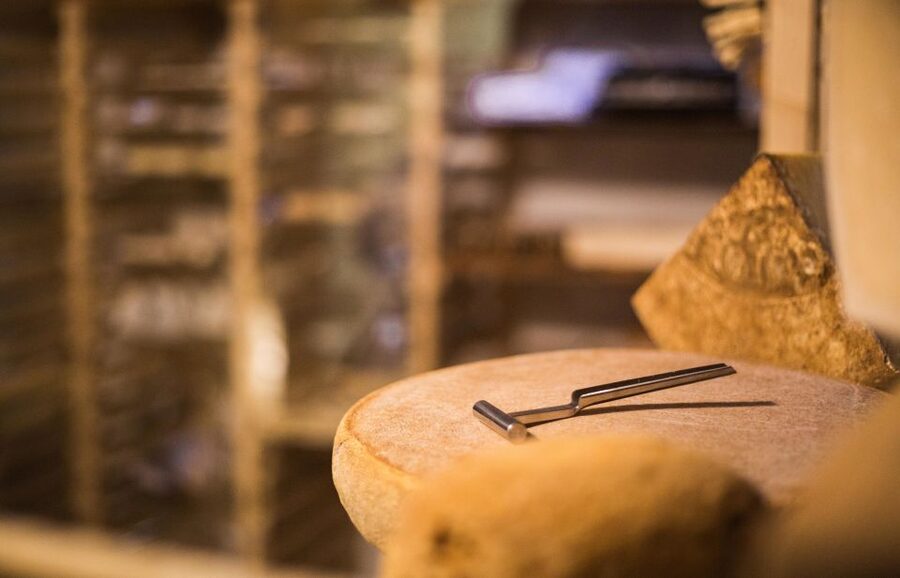 Paris: Cheese and Wine Class in a 17th Century Cellar - Why this Paris cheese class works so well