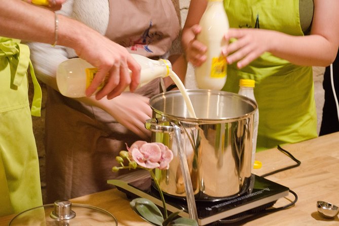 Paris Cheesemaking Workshop including Wine and Cheese Tasting with an Expert - Why the Small Group Size Matters