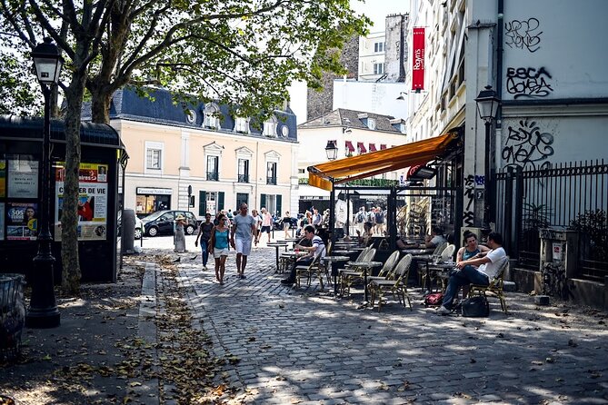 Paris Chocolate, Macaron & Pastry Food Tour: 10 Gourmet Tastings - Who Will Enjoy This Most