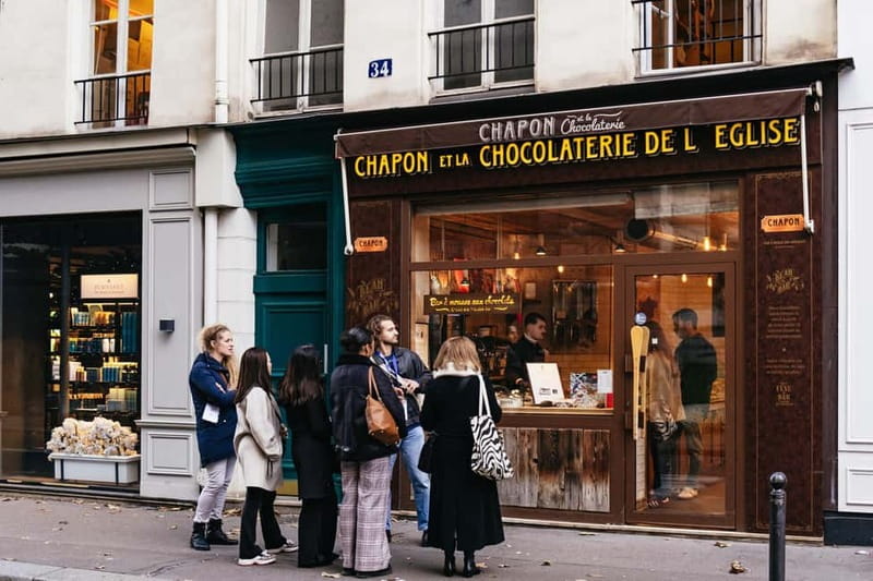 Paris: Chocolate & Patisserie Walking Tour with Tastings - Starting with chocolate at Debauve & Gallais