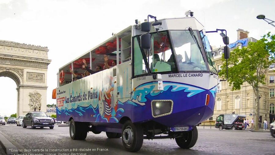 Paris: City and River Seine Tour on an Amphibious Bus - Why this amphibious bus makes sense in Paris