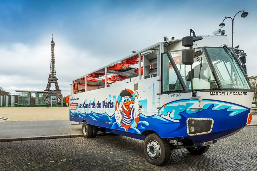 Paris: City and River Seine Tour on an Amphibious Bus - The splash into the Seine