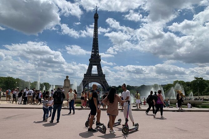 Paris City Tour by E-Scooter with Fun Guide (Small groups) - A fast introduction to Paris on two wheels