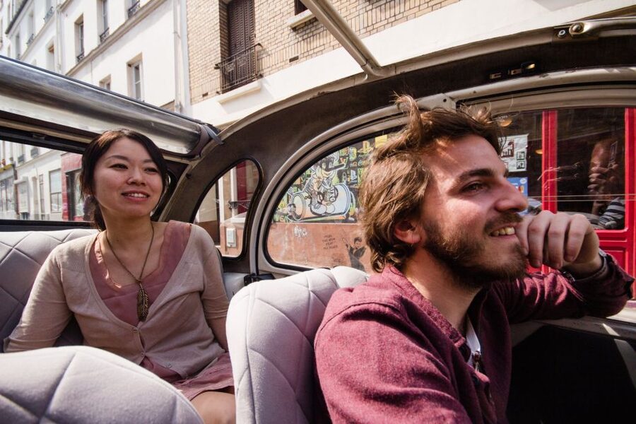 Paris: Classic Sites Tour by Vintage Citroen 2CV - Why a 2CV is a smart way to see Paris quickly